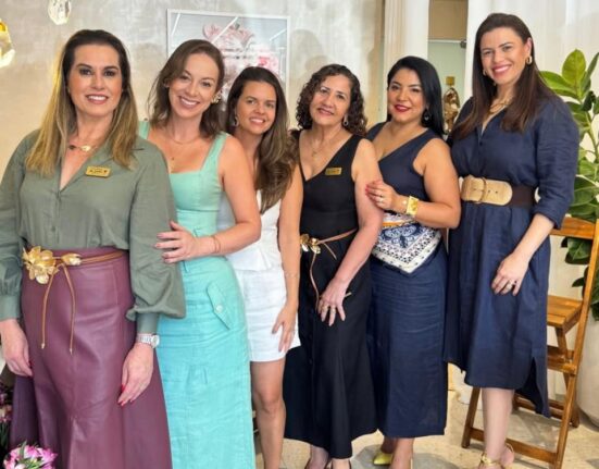 Mulheres do Vinho visitam Michelle Celebrone e Soul Linho Diversão