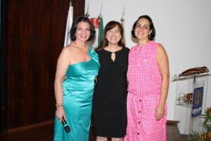 Academia Internacional de Cultura entrega Mérito Palmerinda Donato e homenageia Jovens Talentos Colunismo Social