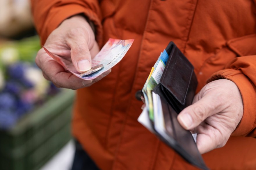 Suíços continuam sendo os segundos mais ricos do mundo Internacional