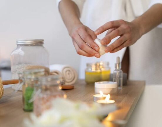 No Dia do Idoso, hobbies manuais ganham espaço como fonte de bem-estar e saúde mental bem-estar