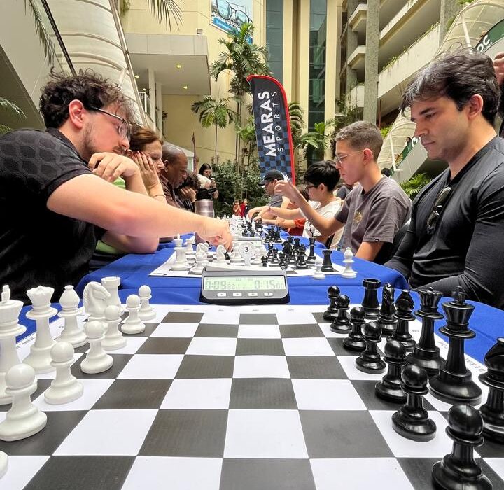 Xadrez em Movimento: Liberty Mall recebe a etapa de outubro do Torneio Capivarias da Escola Mearas Diversão