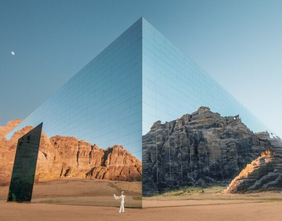 Além dos likes: o marketing silencioso que movimenta o turismo de luxo Colunismo Social