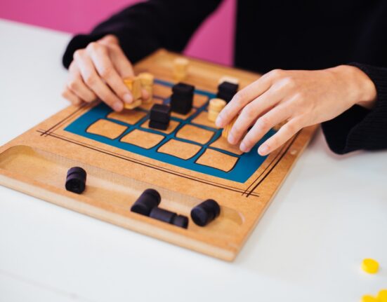 Jogos, arte e imaginação marcam o mês das crianças no CCBB Brasília Música