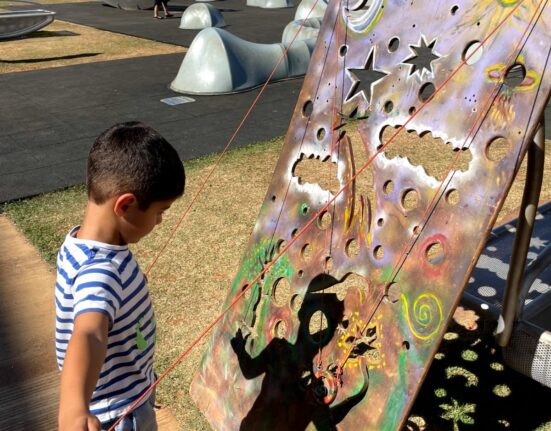 Jogos, arte e imaginação marcam o mês das crianças no CCBB Brasília Diversão