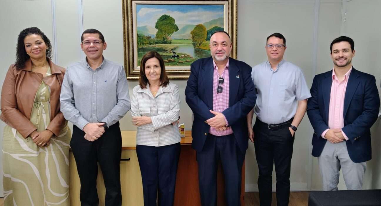 Martha Rocha recebeu o Prior da Província Carmelitana Fluminense, Frei Adailson Quintino Rio de janeiro