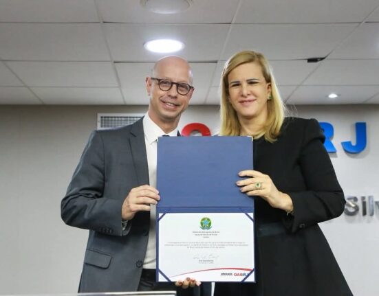 Solenidade de entrega de carteiras Rio de janeiro