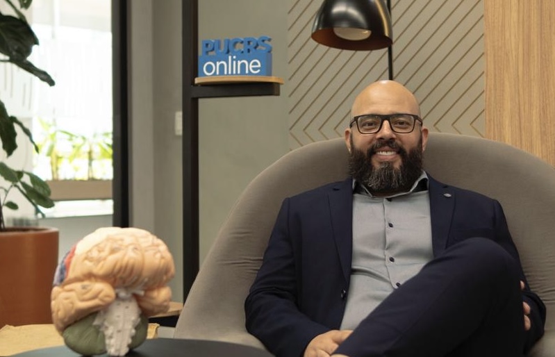 Dr. Fabiano de Abreu Agrela Rodrigues Conquista Pentatítulo no RankBrasil: Cinco Recordes que Elevam a Ciência Brasileira Celebridades