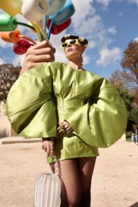 Entre rumores com Ana Castela e novo estilo, Zé Felipe vira assunto na web — saiba quem assina a transformação Celebridades