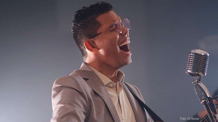 “Não Vivo Sem Tua Presença”, cantor Jessé Brandão lança novo single Religião