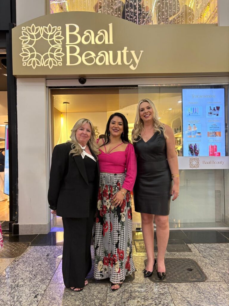 Salão Baal Beauty recebe Mulheres do Vinho de Brasília Empreendimentos de Luxo