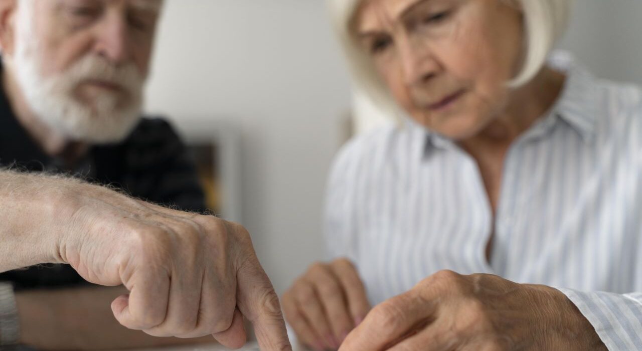 Alzheimer atinge homens e mulheres de formas diferentes Saúde