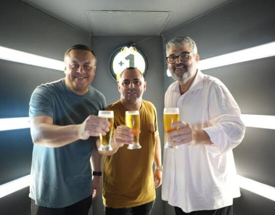 +1 Bar Piratininga comemora 1 ano com coquetel exclusivo e música ao vivo em Niterói Beleza