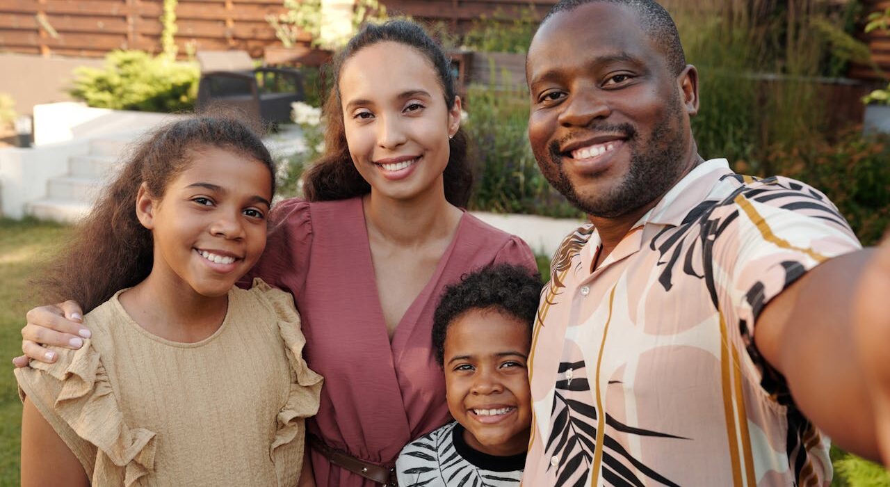 Instituto Elon Soares recebe comunidade de Trindade para festa do Dia das Crianças no domingo Dia das Crianças