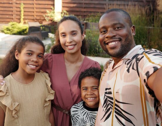 Instituto Elon Soares recebe comunidade de Trindade para festa do Dia das Crianças no domingo Dia das Crianças