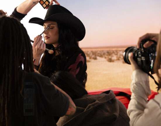 Ana Castela lança primeira coleção de maquiagem com a Avon Rio de janeiro