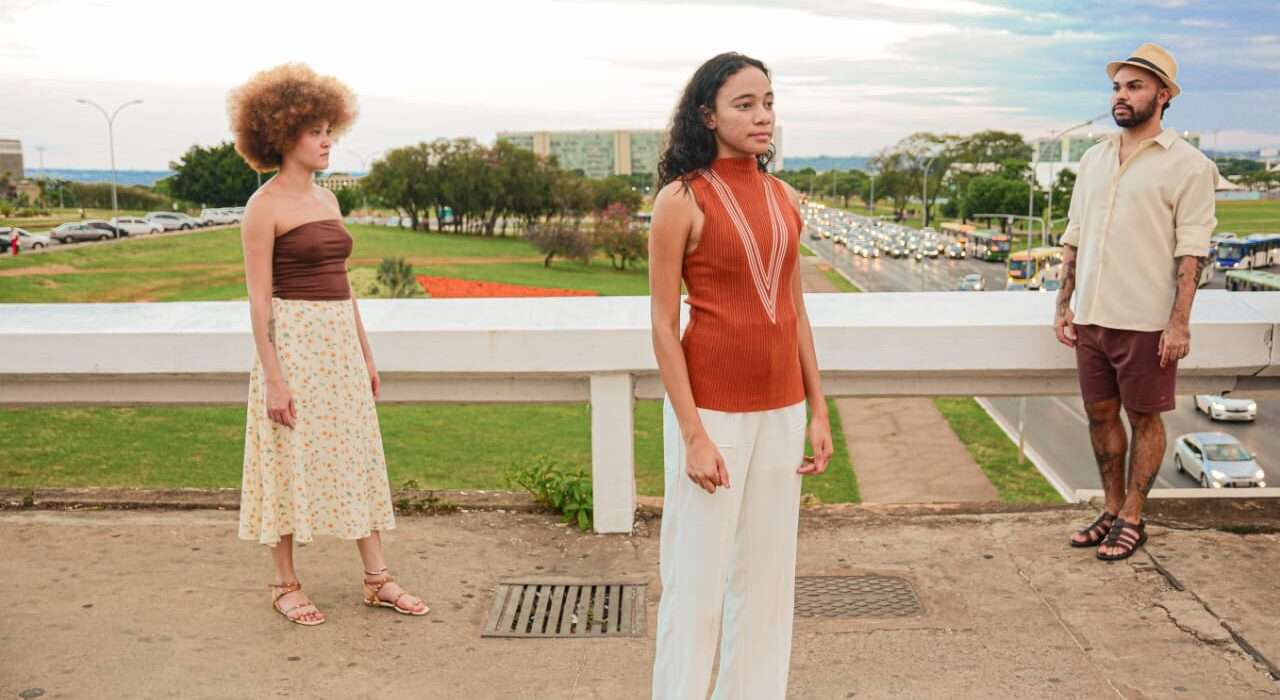 Espetáculo da UnB resgata a força das mulheres candangas e reconta a história de Brasília Teatro