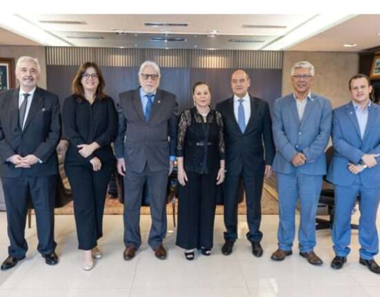 TJRJ e Jucerja firmam convênio Fala Prefeito