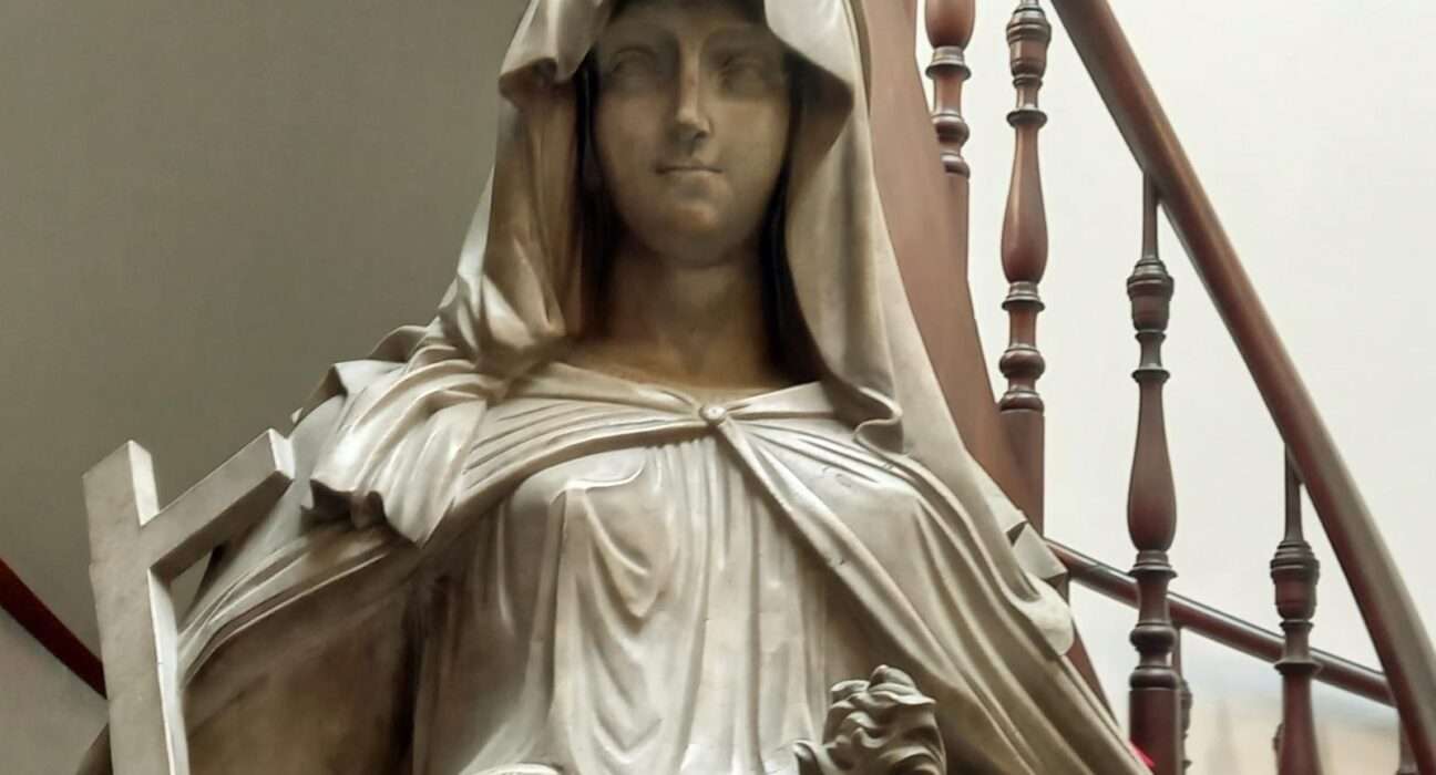 Imagem do " Milagre " da Rua do Ouvidor, à venda na igrejinha da Lapa dos Mercadores Rio de janeiro