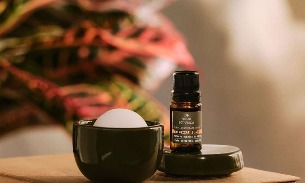 Perfumação Funcional: Natura Bothânica responde à epidemia da exaustão com aromaterapia bem-estar
