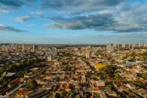 Crescimento populacional movimenta mercado imobiliário em Anápolis Fala Prefeito