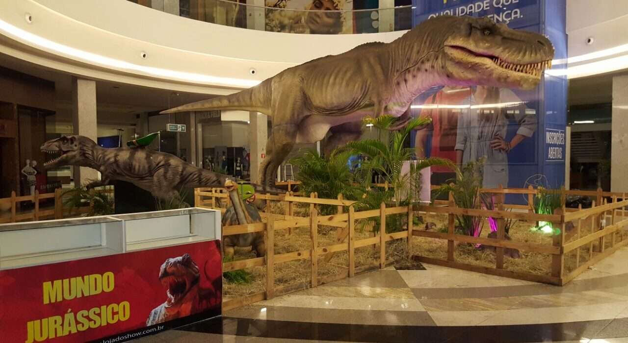 Goiânia recebe megainstalação de dinossauros durante as férias Dicas