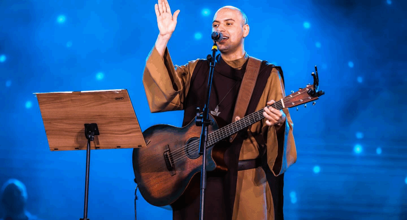 Frei Gilson é destaque no DNJ Itumbiara 2025, que deve reunir cerca de 30 mil fiéis Eventos