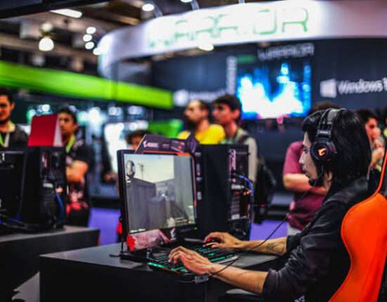 Profissão gamer no DF: mercado em alta, muitas carreiras possíveis e um hub para acelerar estúdios mercado de trabalho