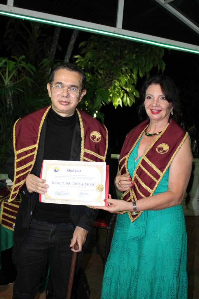 AIC lança Antologia Patronos III e empossa novos acadêmicos, em noite de celebração cultural em Brasília Colunismo Social