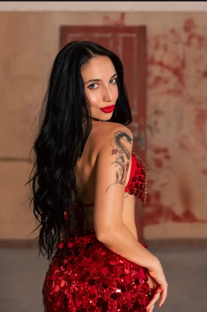 Show da Virada: Ana Petkovic projeta espetáculo cinematográfico no Réveillon do Piscinão de Ramos em show dividido em 3 atos Música