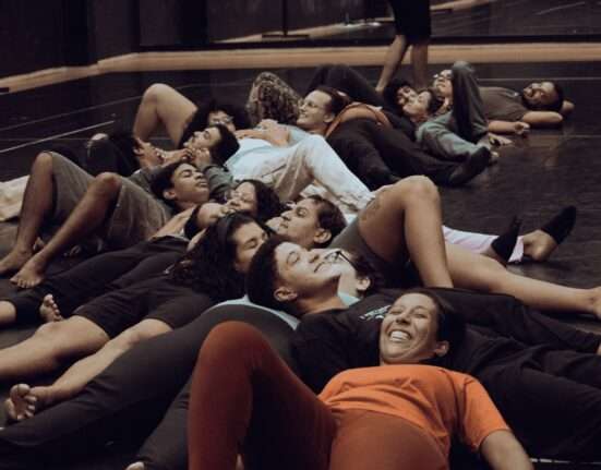 Desestressa Dançando une práticas artísticas e saúde em oficinas gratuitas Rio de janeiro