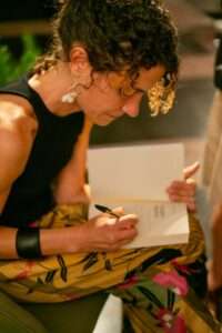 Embaixada da Itália apresenta no Brasil romance da escritora italiana e doutora pela UnB, Chiara Gentile Cultura