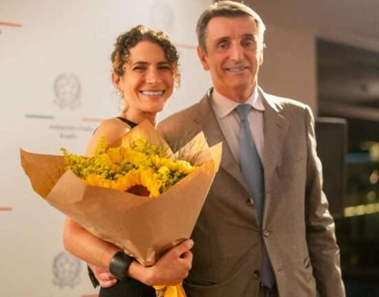 Embaixada da Itália apresenta no Brasil romance da escritora italiana e doutora pela UnB, Chiara Gentile Rio de janeiro