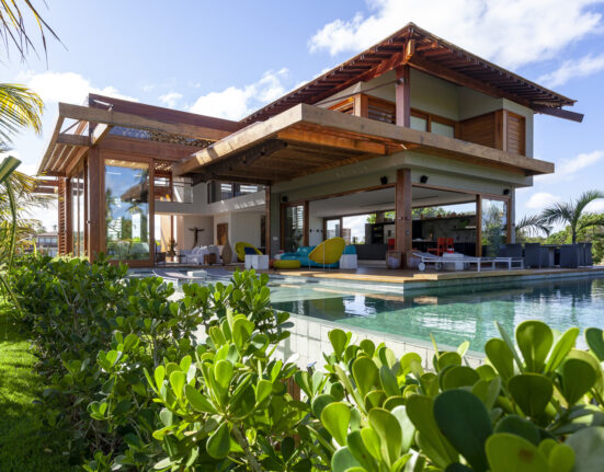 Praia privativa com gazebo: detalhes do novo condomínio de luxo lançado em Goiânia Empreendimentos de Luxo