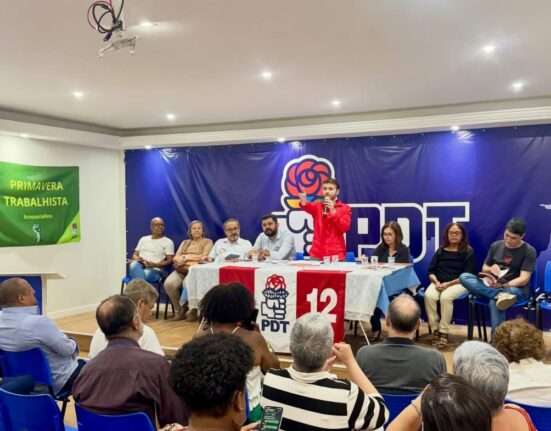 Lançamento da Revista Embaúba, no PDT Dicas