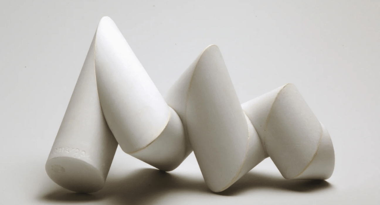 Exposição inédita com obras raras do artista plástico Sérgio Camargo chega a Brasília Exposição