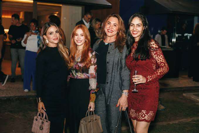 Bartz reúne autoridades e líderes da arquitetura em evento beneficente no Lago Sul Colunismo Social