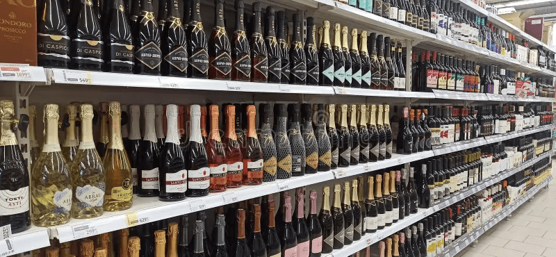 Fim de ano impulsiona consumo de vinhos e espumantes em Goiânia, com crescimento de até 80% nas vendas Geral