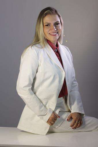 Médica Fabiana Soares é referência em Brasília em Medicina de Família e Comunidade Saúde