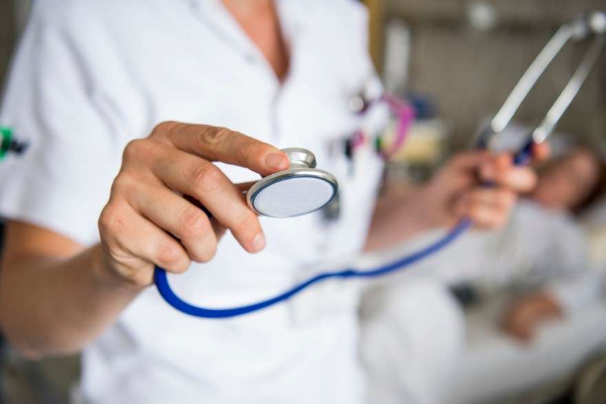 Migração de enfermeiros alemães à Suíça tem resultados fatais Internacional