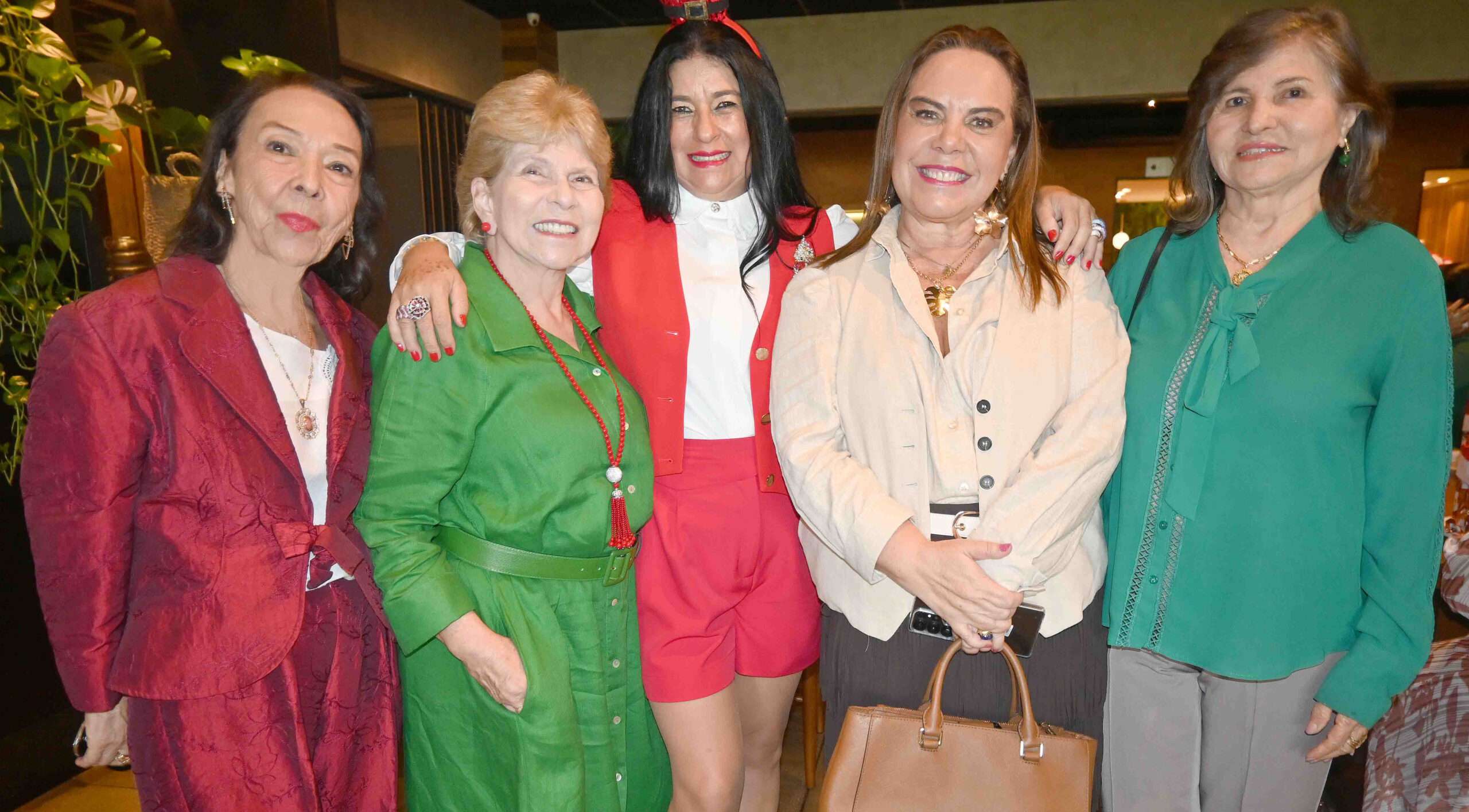 Kátia Piva reune as princesas para comemorar as conquistas de 2025 Colunismo Social