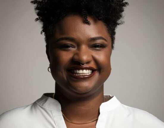 Festa das Águas 2026 terá shows gratuitos de Luedji Luna e Juliana Linhares, na Praça dos Orixás Carnaval