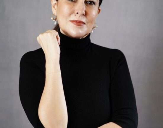 Quando o golpe vira espetáculo: Vulnerabilidade digital e a desumanização do sofrimento Gastronomia