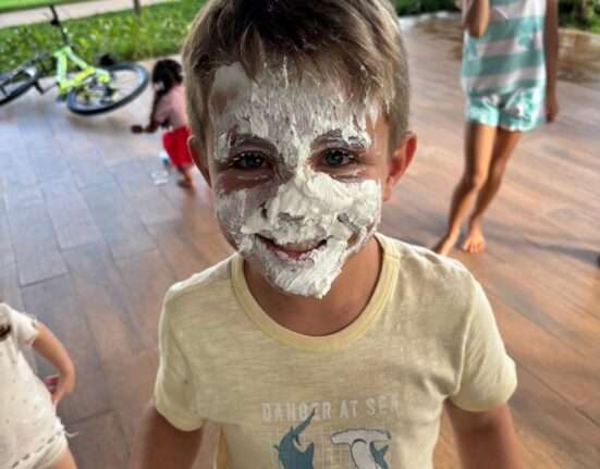 Colônias de férias movimentam janeiro com animação e segurança Férias