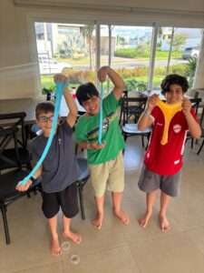 Colônias de férias movimentam janeiro com animação e segurança Diversão