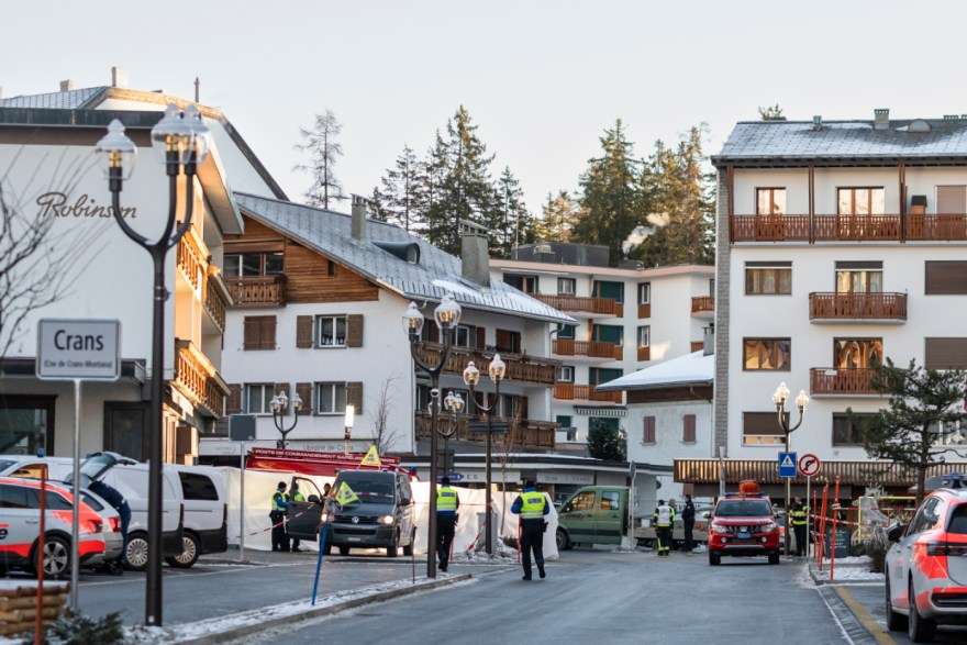 40 morrem e 115 se ferem em incêndio em bar na Suíça Internacional