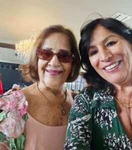 Instituto de Cultura Brasileira reune associadas para almoço de natal Moda