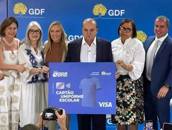 BRB conclui entrega de 152 mil cartões de uniforme escolar e amplia impacto social no DF Casa