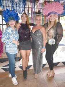 Grito de Carnaval da AMA Brasília é marcado por alegria, brilho e tradição Colunismo Social