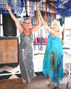 Grito de Carnaval da AMA Brasília é marcado por alegria, brilho e tradição Colunismo Social