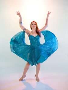 Quando o samba vira método de cena: livro investiga como o samba de gafieira pode reinventar o teatro Cultura